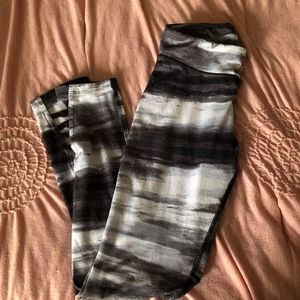 S.O. From Kohls legging